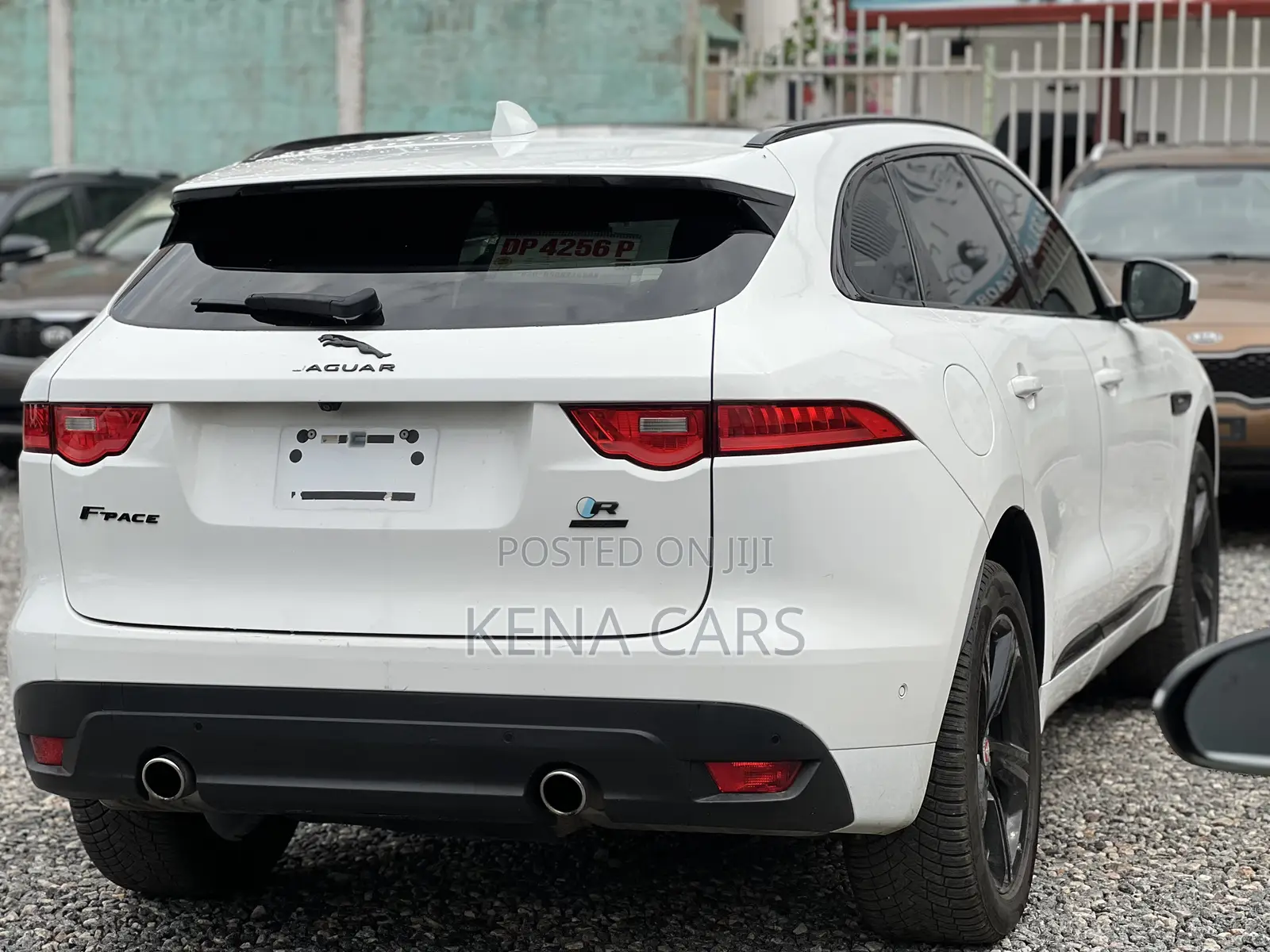 Jaguar F-Pace 2017 White