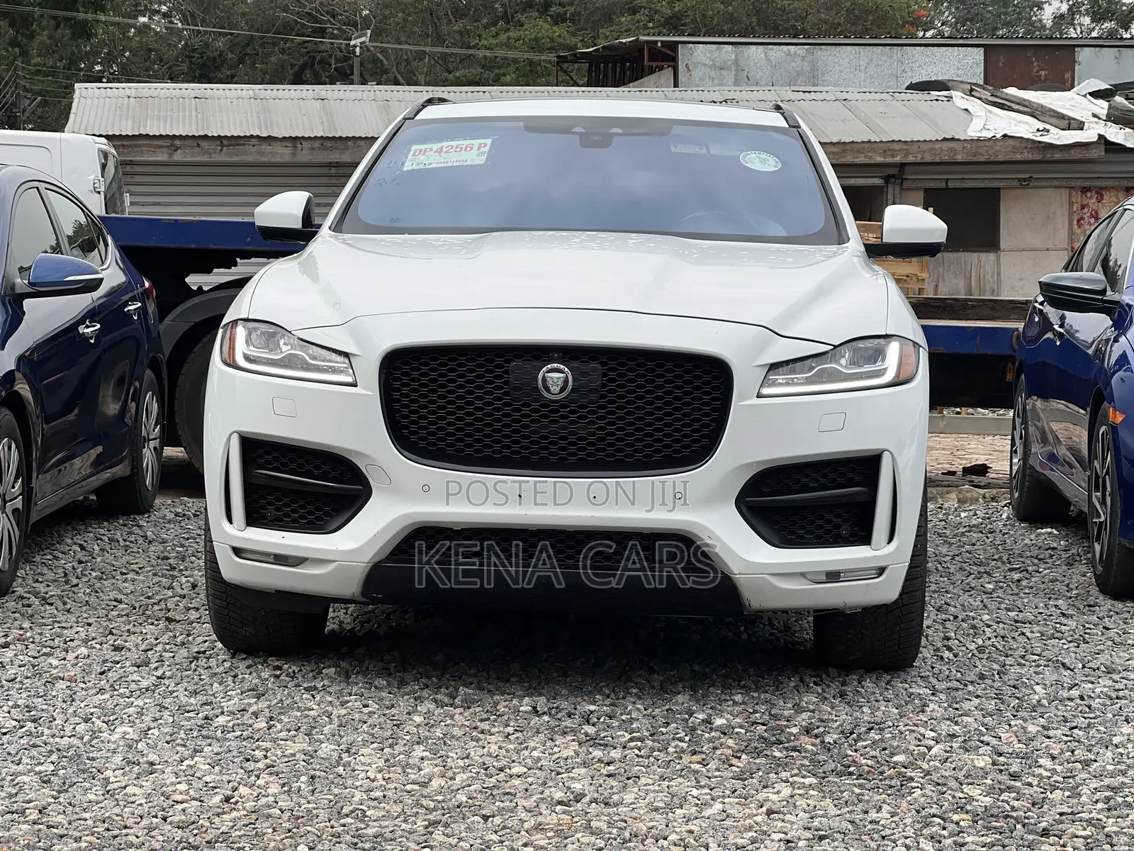 Jaguar F-Pace 2017 White