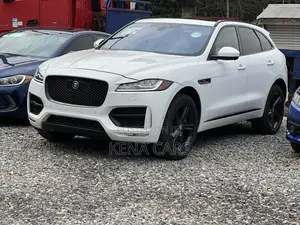 Jaguar F-Pace 2017 White