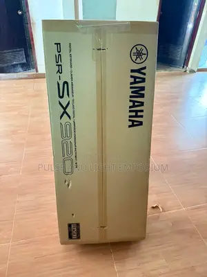 Yamaha PSR-Sx920 61-Key Professional Arranger Workstation(Keyboard)