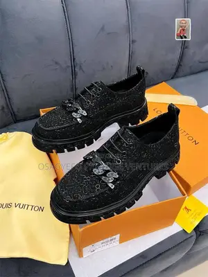 High Quality Louis Vuitton Shoe Black