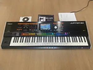 Roland Jupiter-80 76-key Synthesizer(Keyboard)