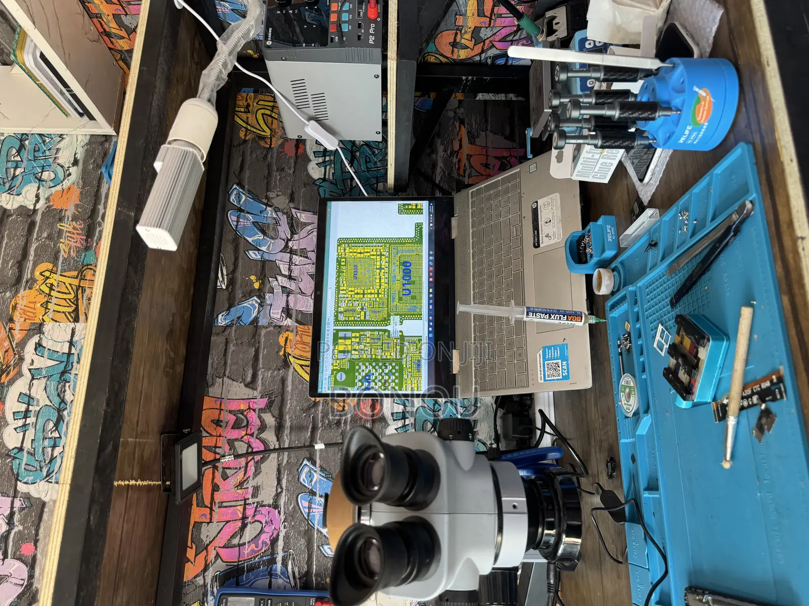 iPhone Repair Training and Micro Soldering