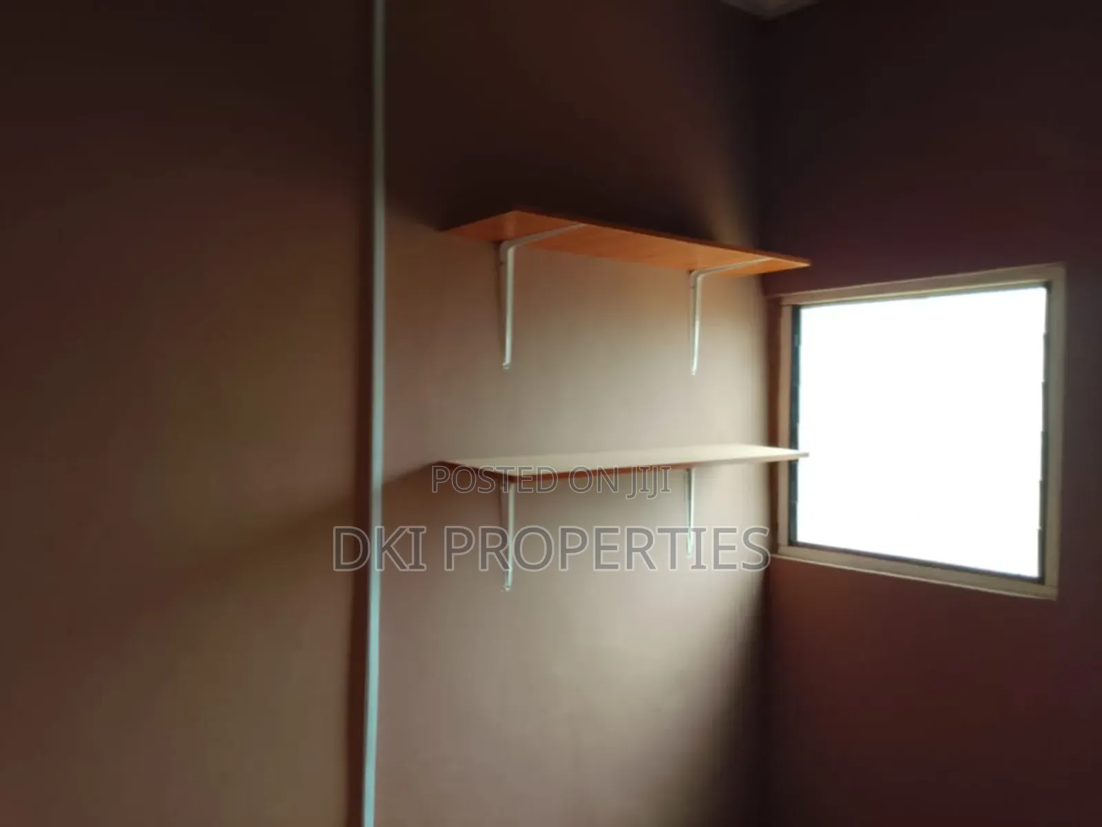 4bdrm House in Dki Properties, Adenta for rent