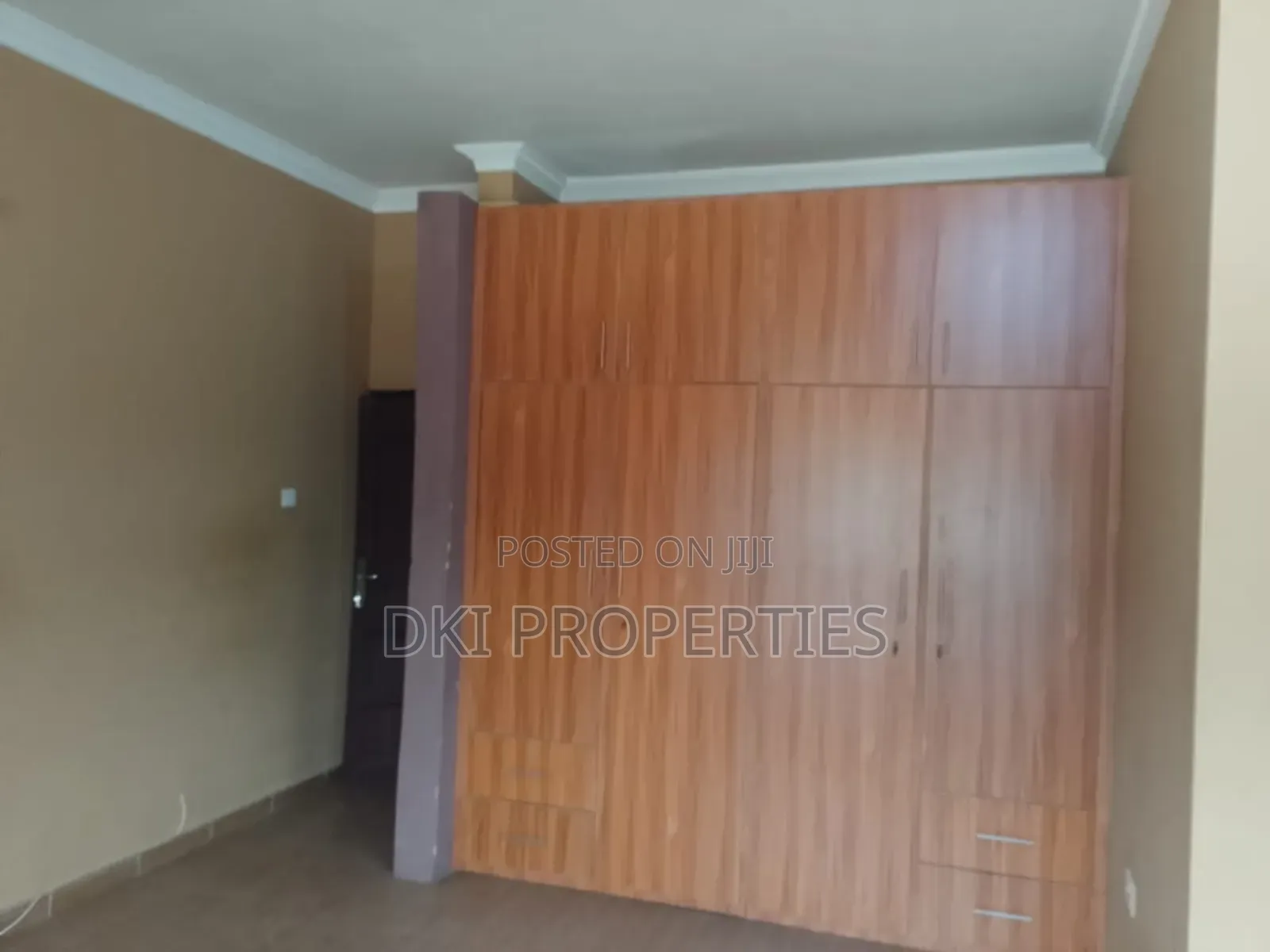 4bdrm House in Dki Properties, Adenta for rent