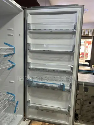 TCL Standing Freezer 600 Litres