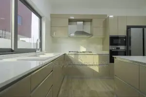 4bdrm House in Abelemkpe for rent