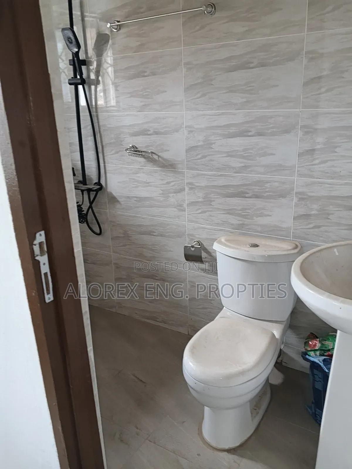 2bdrm Apartment in Teiman, Oyarifa for rent