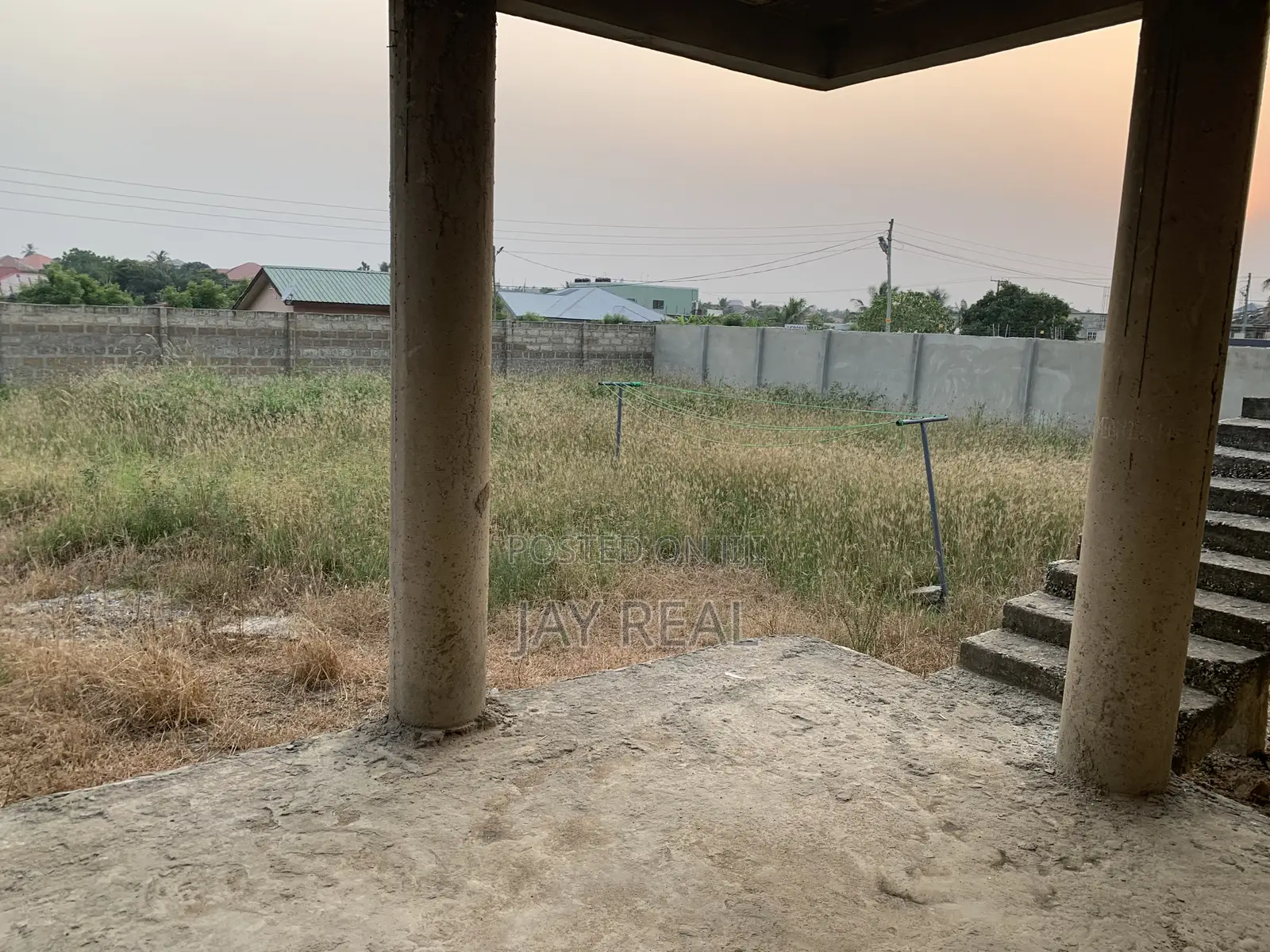 An Uncompleted 6bedrooms Self Compond for Sale