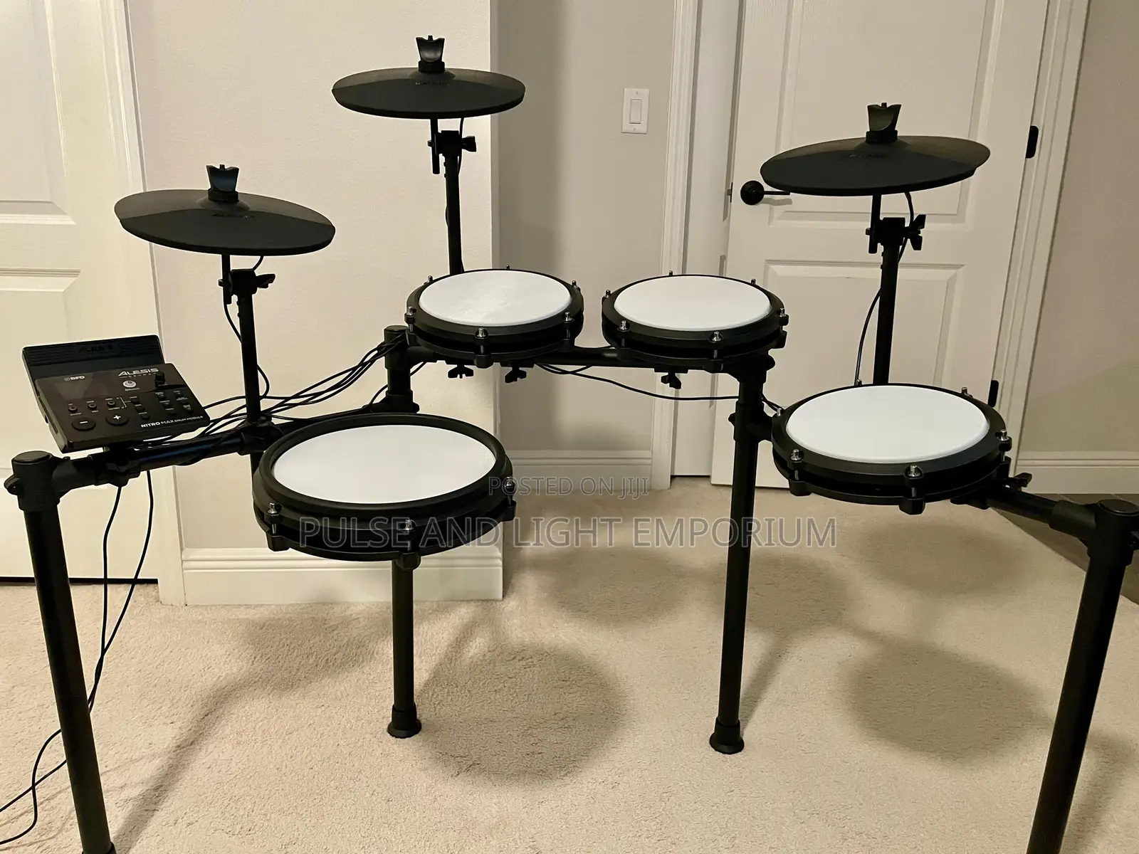 Alesis Nitro Max Mesh Electronic Drum Set