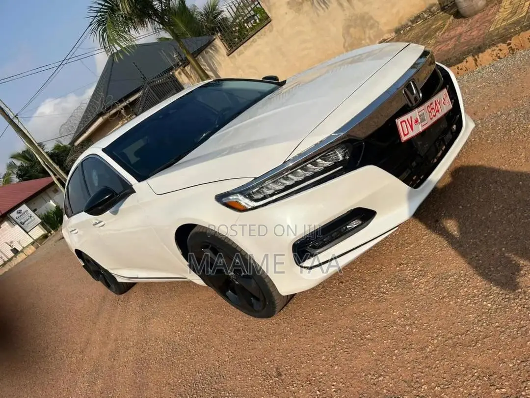 Honda Accord Touring 2018 White