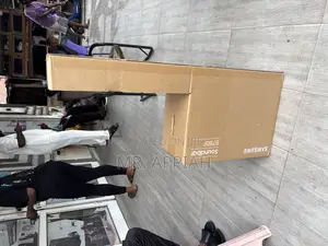 Authentic Samsung B450f 300watt Bluetooth Sound Bar(2.1ch) 