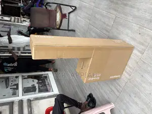 Newly in Stock Samsung 2.1ch(B450f)300watt Sound Bar System 
