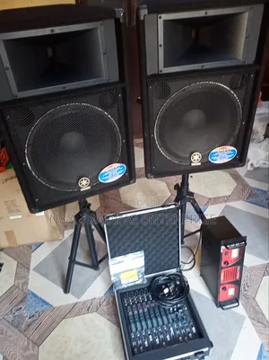 Yamaha S115v 15" Pa Speaker,Amp,Mixer and Stand