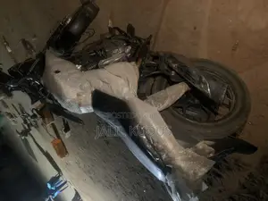 Bajaj Discover 125 2020 Black