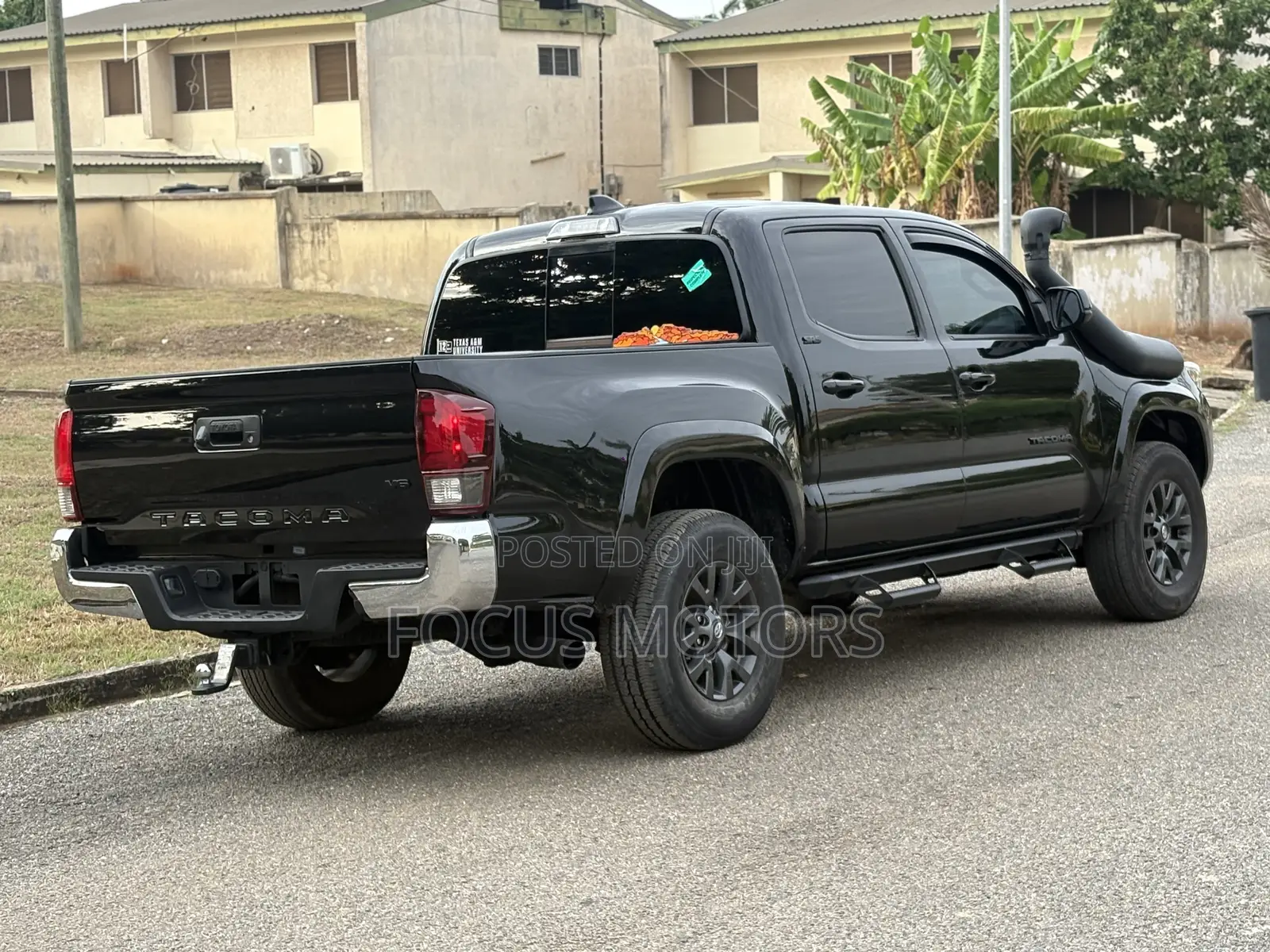 Toyota Tacoma 2022 Black