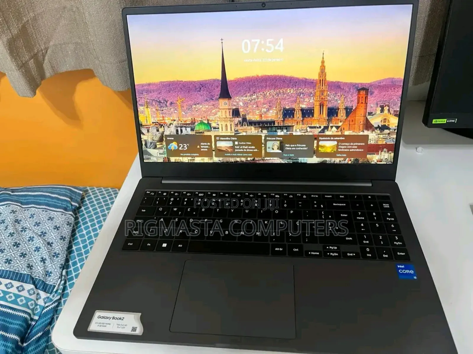 New Laptop Samsung Galaxy Book 2 8GB Intel Core I3 SSD 256GB