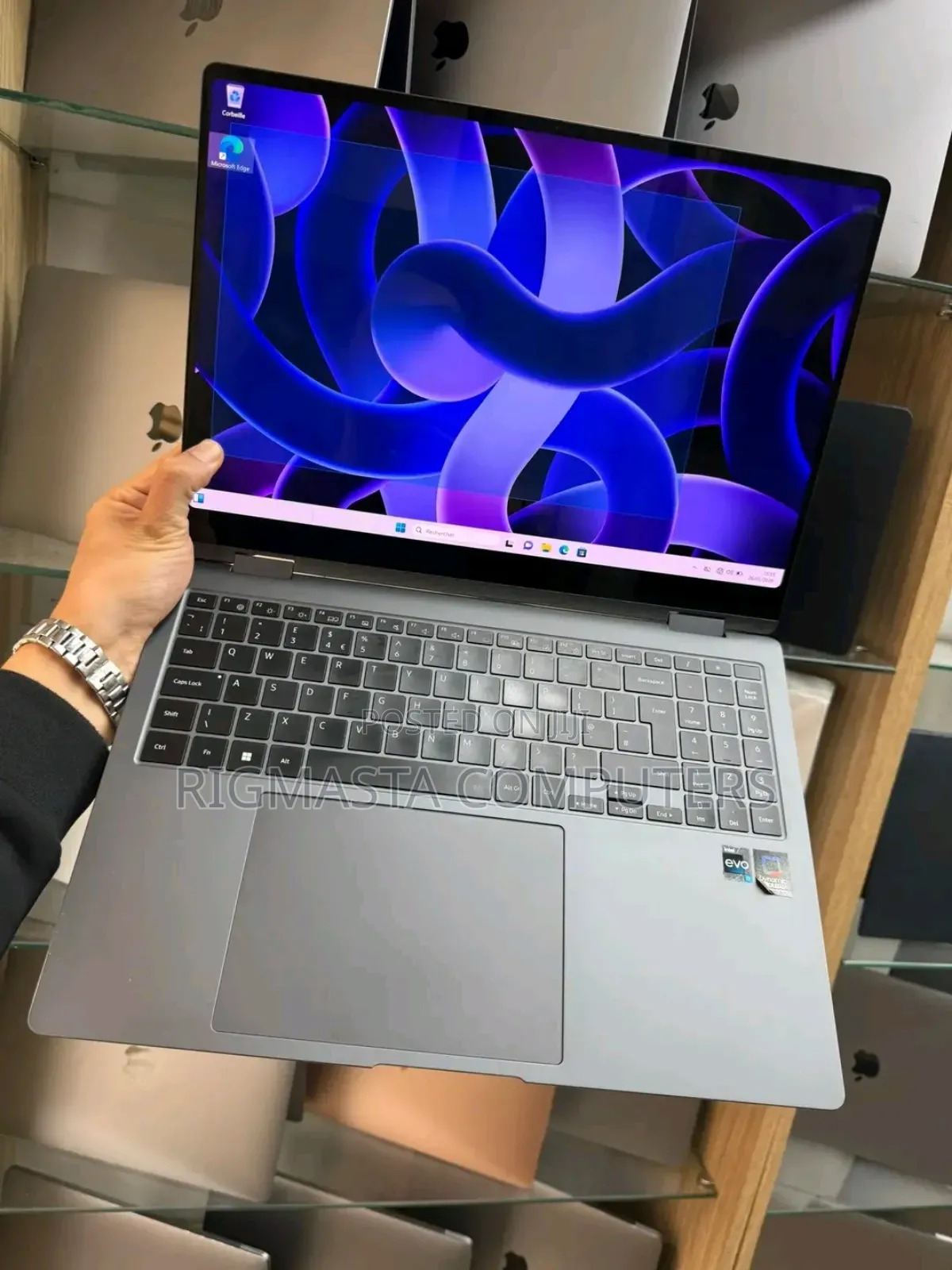 Laptop Samsung Galaxy Book4 16GB Intel Core I7 SSD 512GB