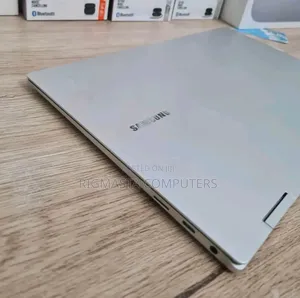 New Laptop Samsung NP-X360 16GB Intel Core I5 SSD 512GB
