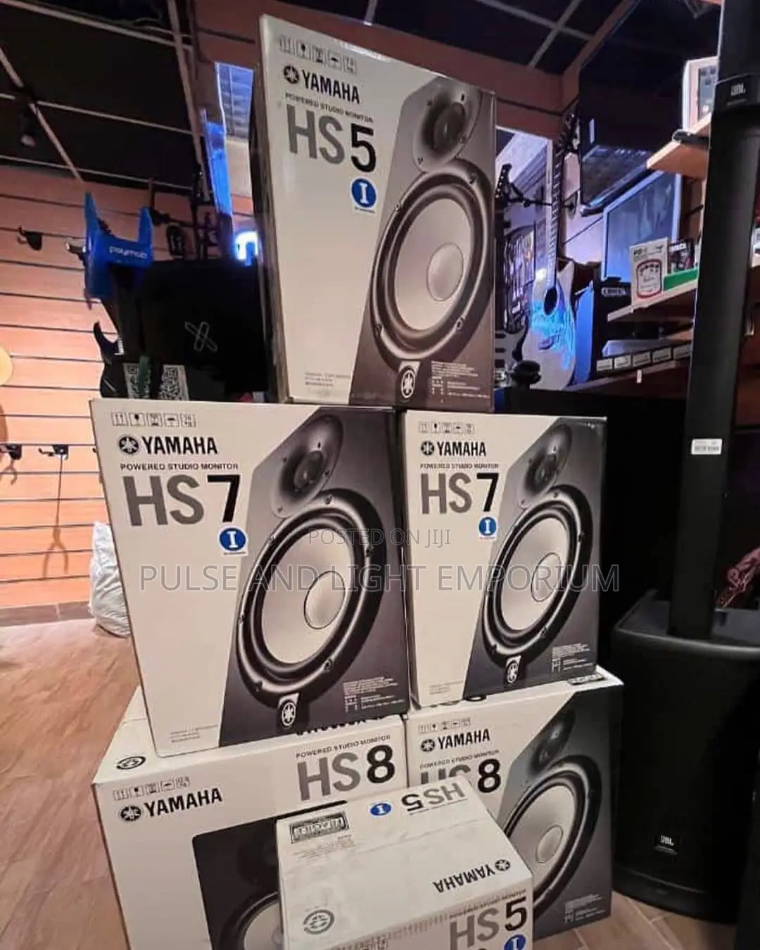 Yamaha Hs5 Powered Studio Monitors - Black