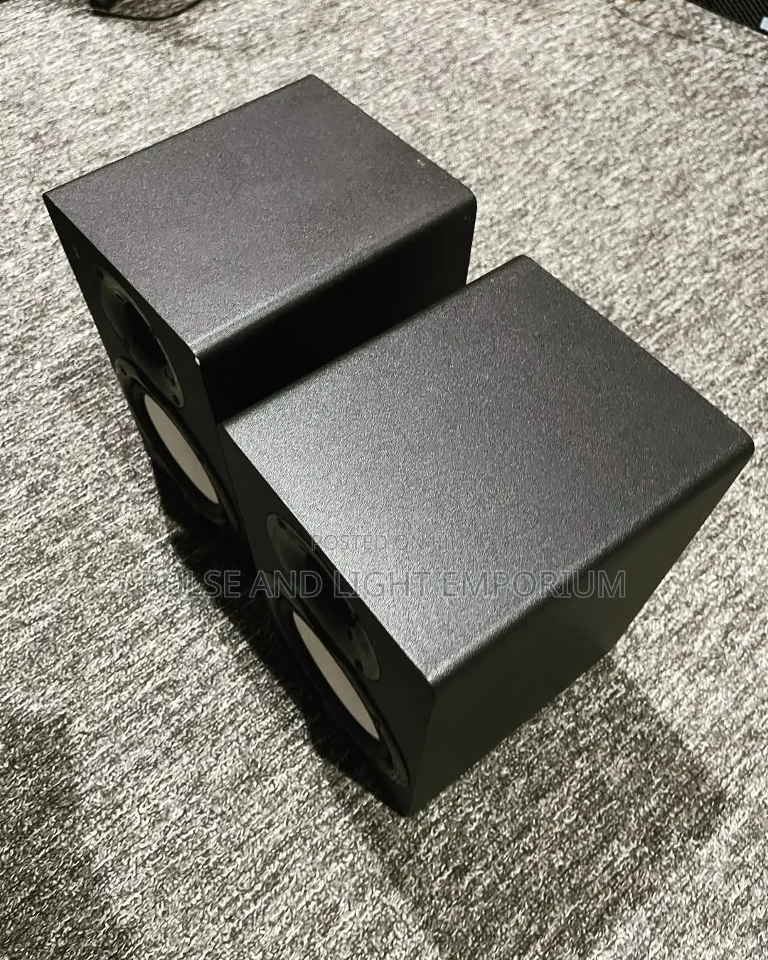 Yamaha Hs5 Powered Studio Monitors - Black