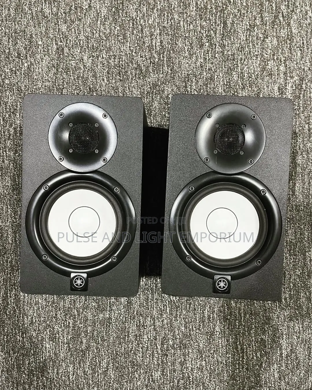 Yamaha Hs5 Powered Studio Monitors - Black