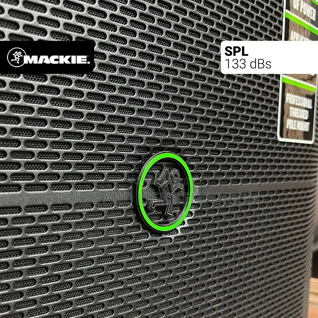 Mackie Thump118s 1,400-watt 18-inch Powered Subwoofer