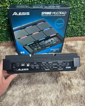 Alesis Strike Multipad Percussion Pad