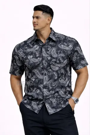 Quality Men Casual Short Sleeve Shirt Available