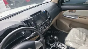 Toyota Fortuner 2.7 AWD 2014 White