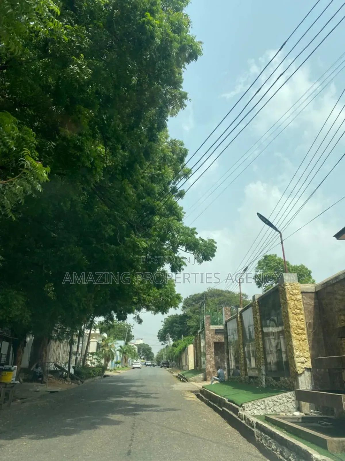 A 6 Plots) Land for Sale . Location: North Rigide.