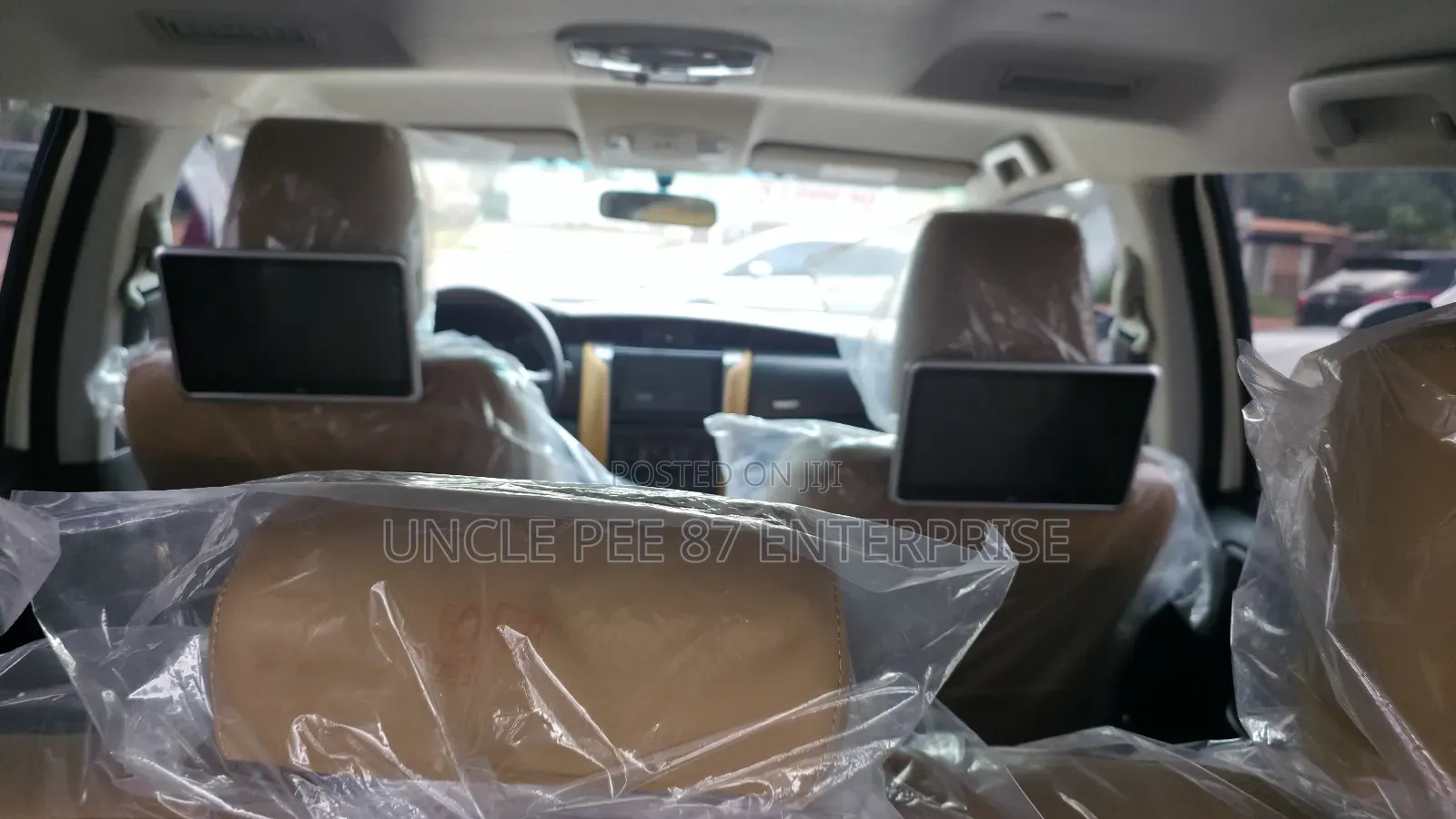 Toyota Fortuner 2.7 AWD 2022 White