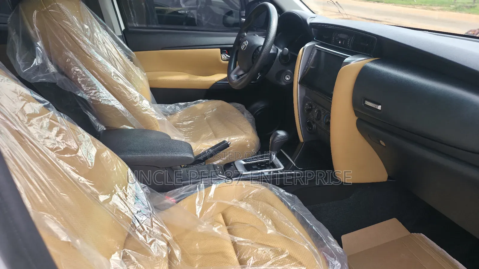 Toyota Fortuner 2.7 AWD 2022 White