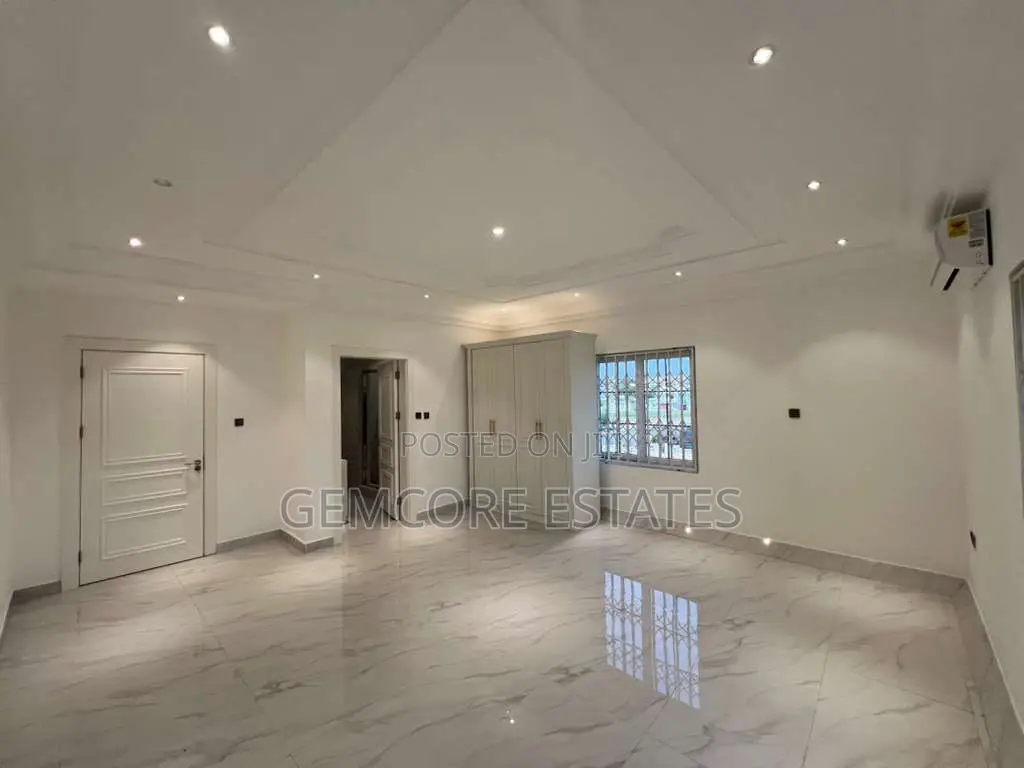 4bdrm House in East Legon for rent