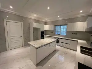 4bdrm House in East Legon for rent