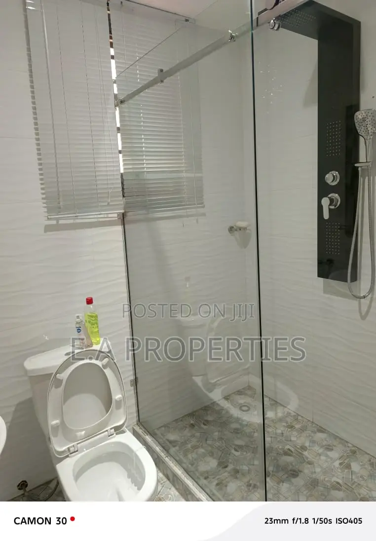 3bdrm House in E A Properties, Lake Side Estate for sale