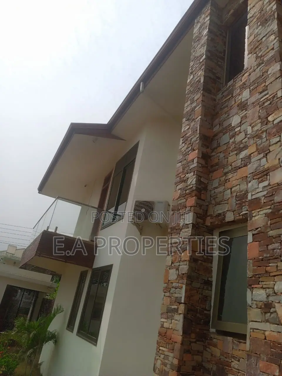 8bdrm House in E A Properties, Community 25 for sale