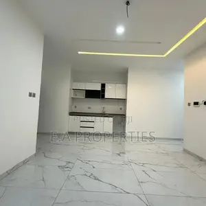 4bdrm House in Ea Properties, Lake Side Estate for sale