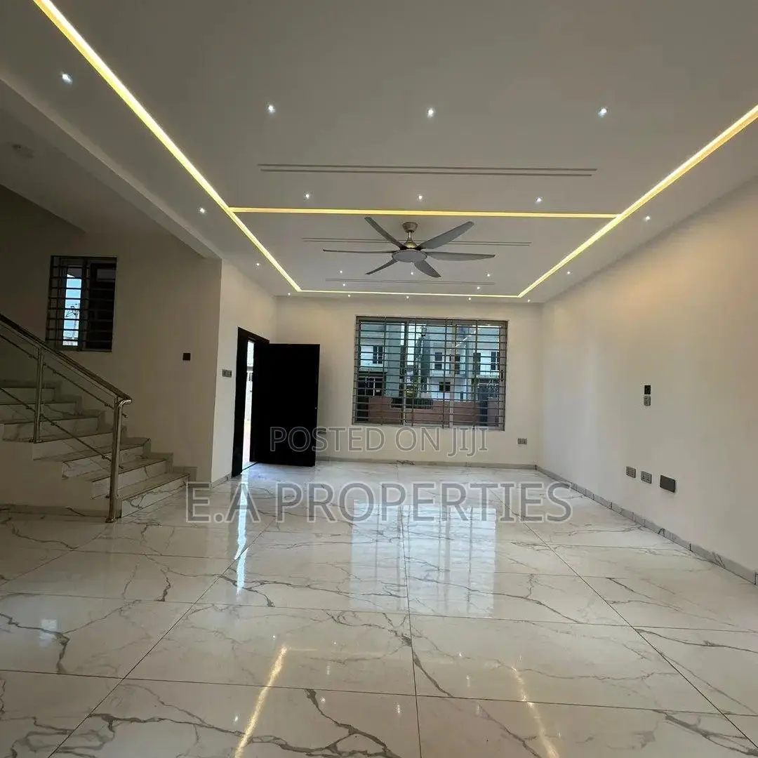 4bdrm House in Ea Properties, Lake Side Estate for sale