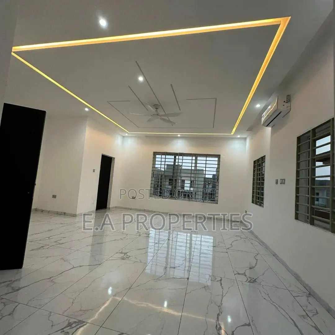 4bdrm House in Ea Properties, Lake Side Estate for sale