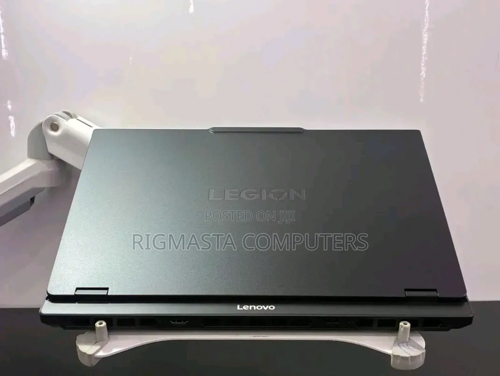 New Laptop Lenovo Legion 7 32GB AMD Ryzen 7 SSHD (Hybrid) 1T