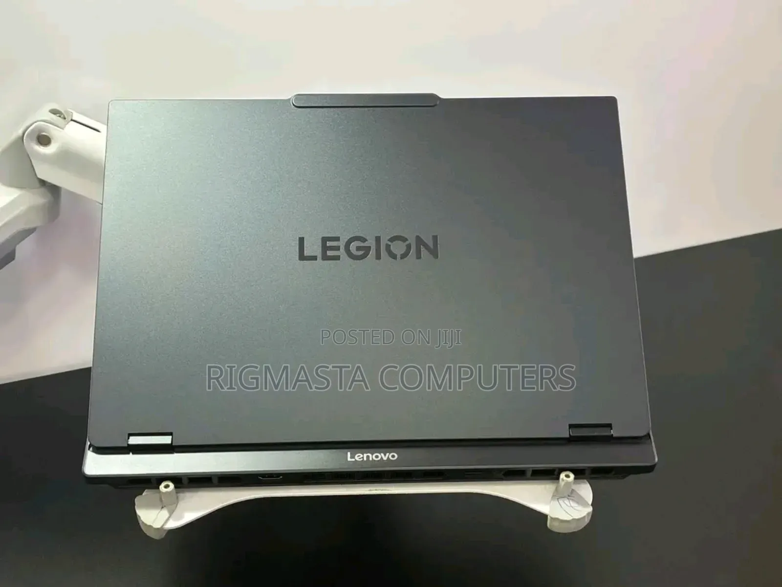 New Laptop Lenovo Legion 7 32GB AMD Ryzen 7 SSHD (Hybrid) 1T
