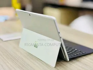 New Laptop Microsoft Surface Pro 8 16GB Intel Core I7 SSD 512GB