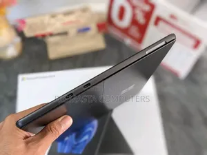 New Laptop Microsoft Surface Pro 9 16GB Intel Core I7 SSD 512GB