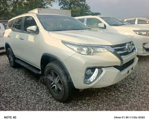 Toyota Fortuner 2017 White