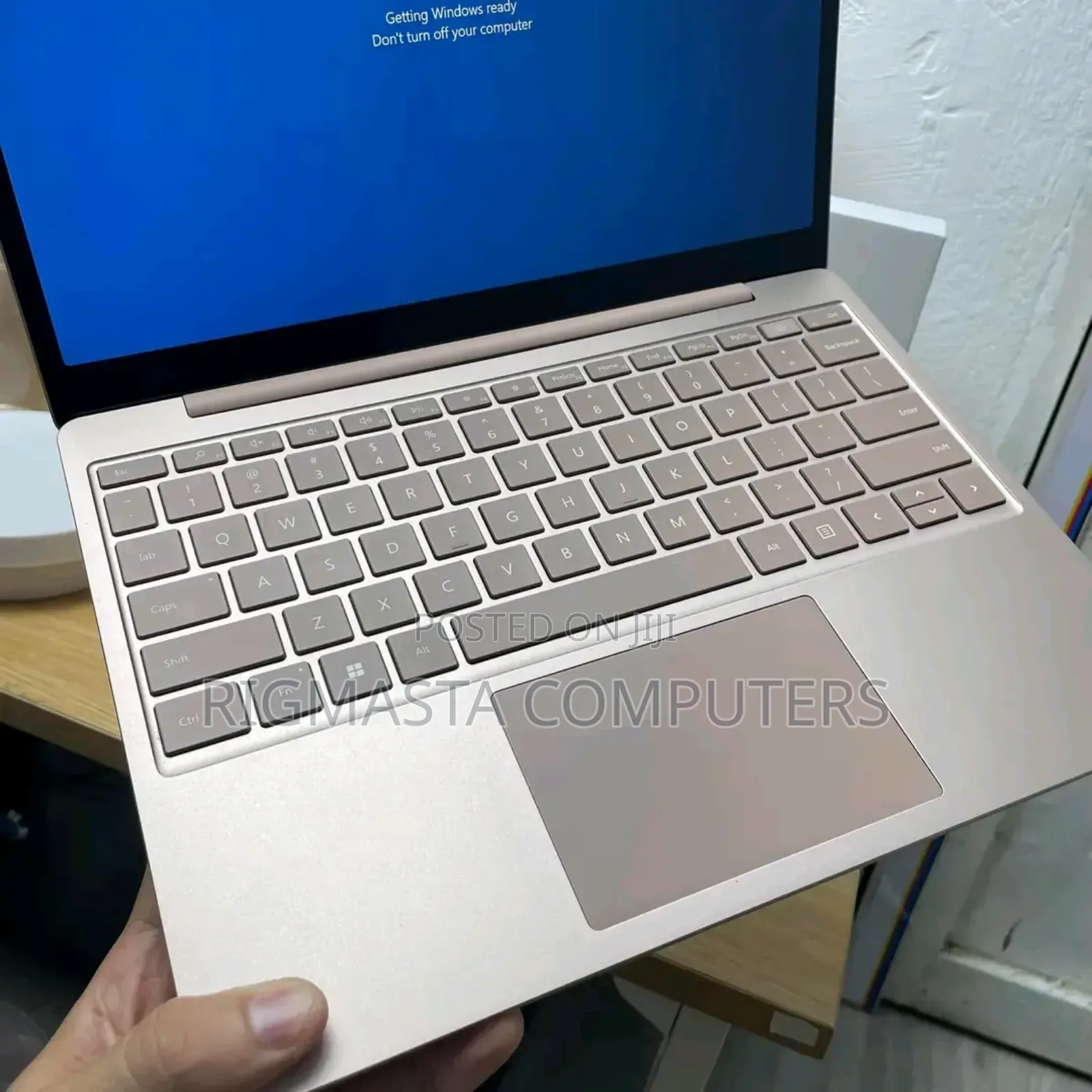 New Laptop Microsoft Surface Laptop Go 2 16GB Intel Core I7 SSD 512GB
