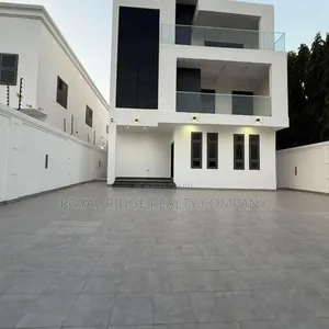 Furnished 4bdrm Duplex in Lakeside Estate, Accra Metropolitan for sale