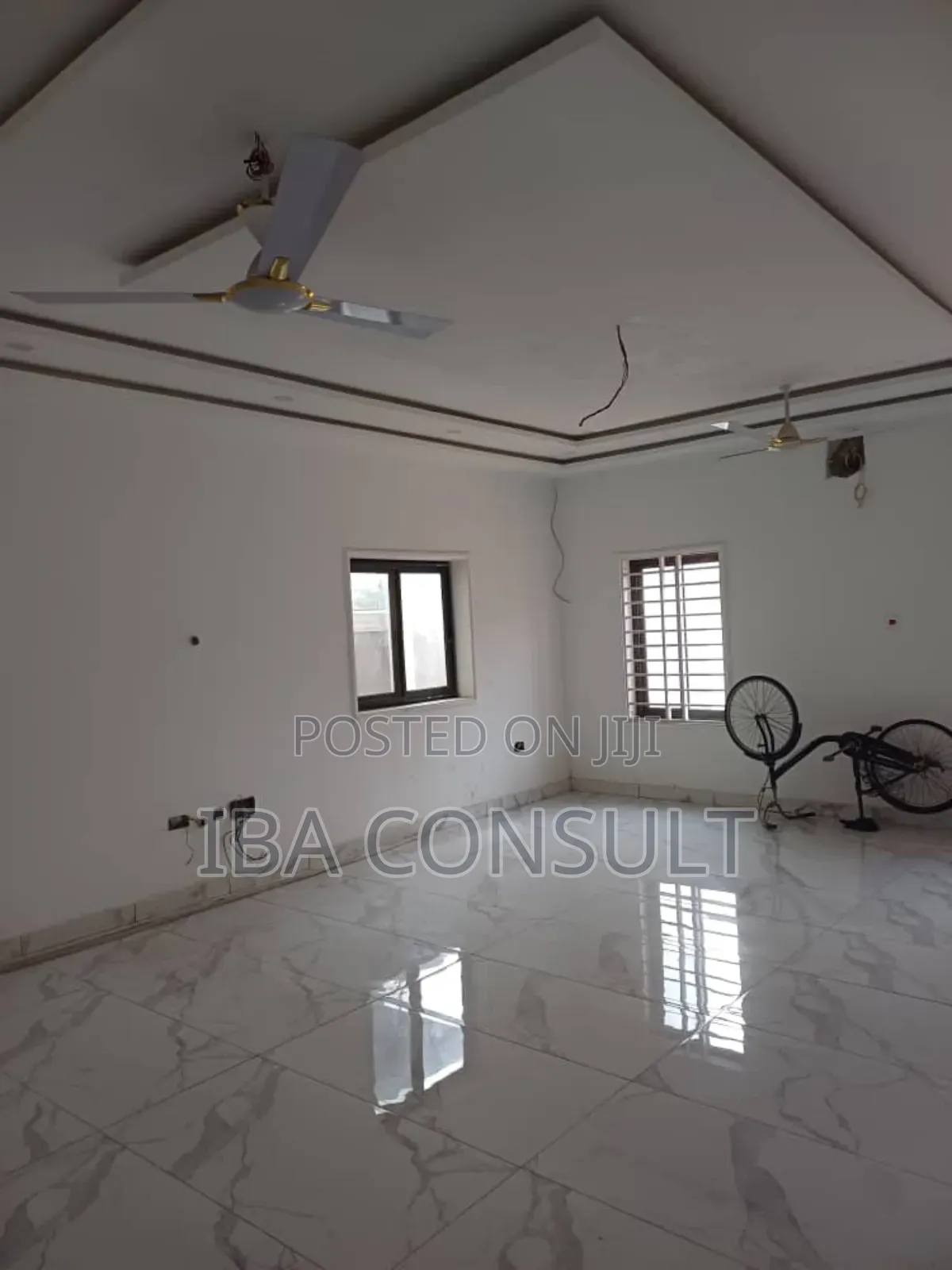 5bdrm House in Mile 7 for sale