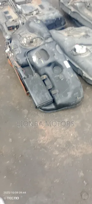 Hyundai Tucson 2012 Fuel Tank Available