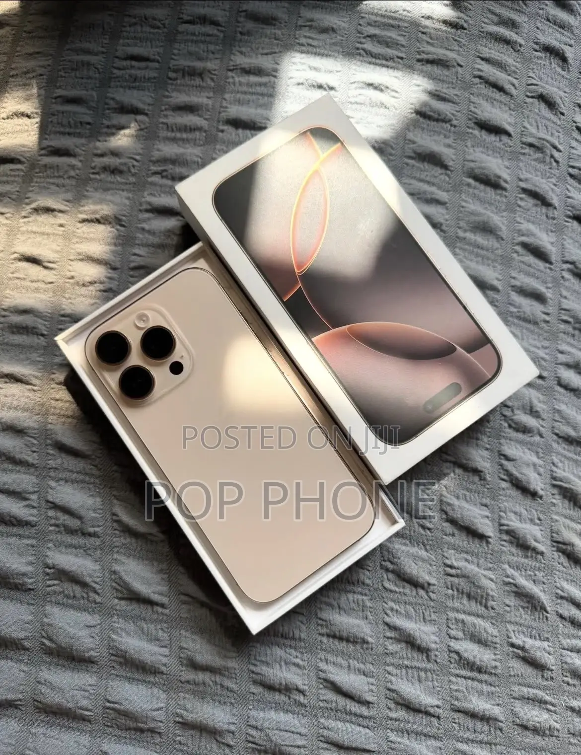 Apple iPhone 16 Pro Max 256 GB Gold